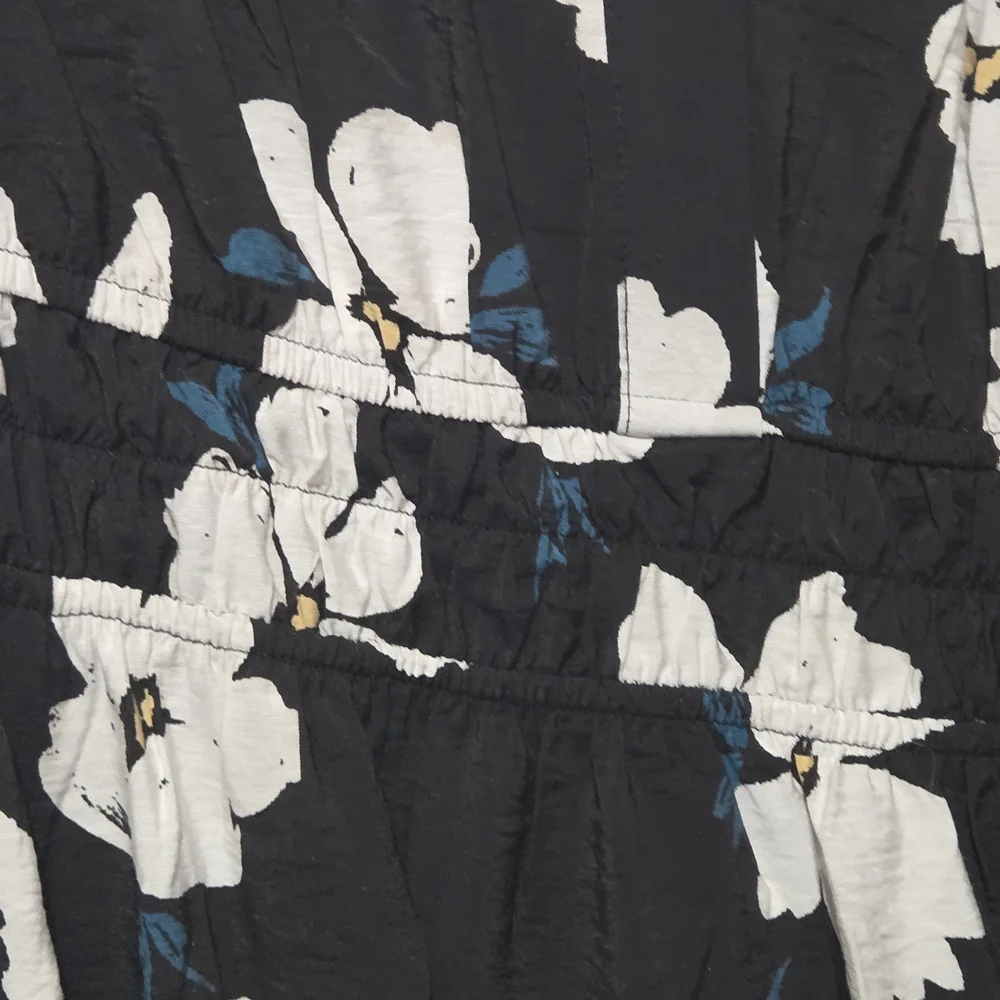 Black Floral Maxi Dress with White Bloom Print - Picture 7 of 7